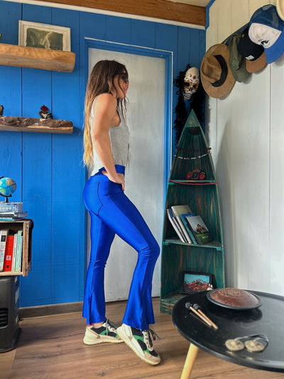 Pantalón Capri lycra Azul Electric